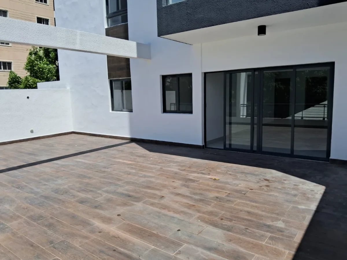 Apartamento con Terraza en Viejo Arroyo Hondo – foto 1