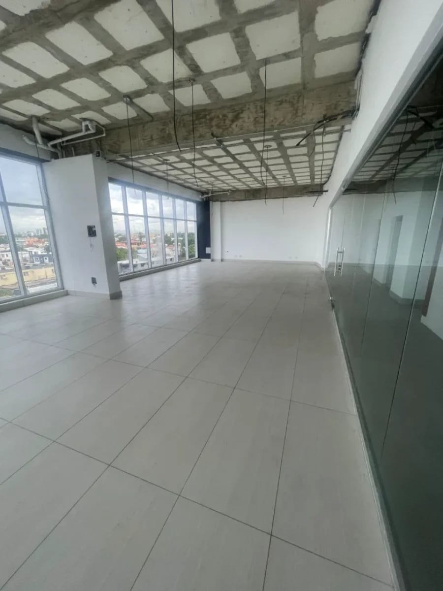 TU OFICINA EN LA MEJOR UBICACION-plaza larry – foto 3