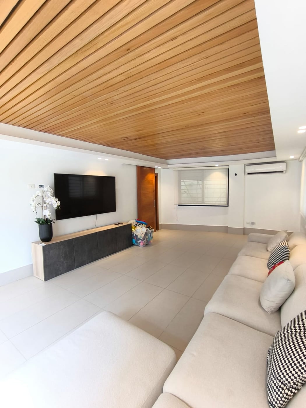 CASA EN VENTA 4 DORMITORIOS SANTO DOMINGO DE GUZMÁ – foto 5