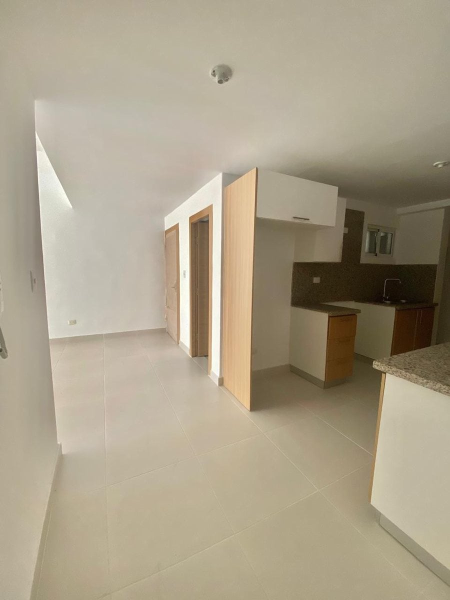 Apartamento de 3 habitaciones en Alquiler en Bella Vista – foto 4