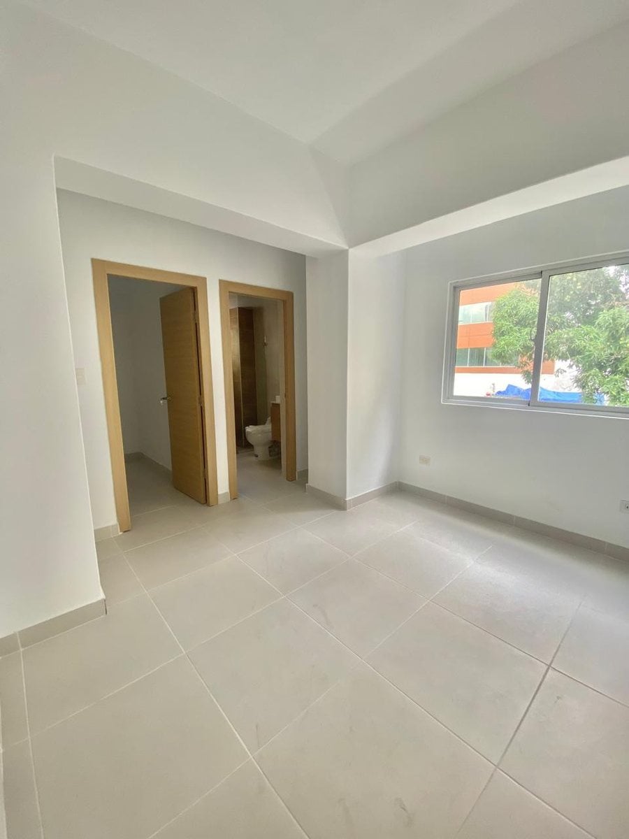 Apartamento de 3 habitaciones en Alquiler en Bella Vista – foto 7