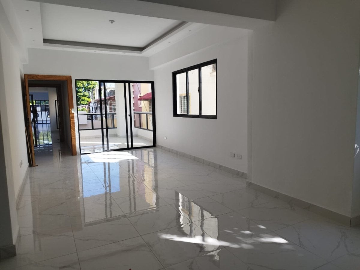APARTAMENTO EN VENTA 3 DORMITORIOS ENSANCHE OZAMA – foto 3