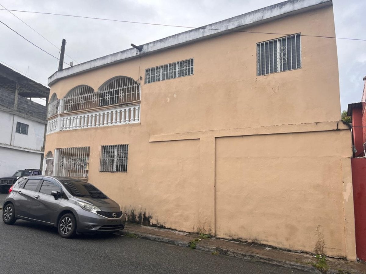 Casa en Herrera, Santo Domingo Oeste – foto 2