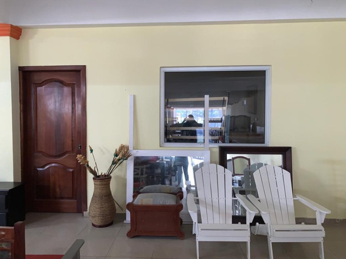 Local Comercial de 2 Niveles en Venta Excelente Ubicación – foto 3