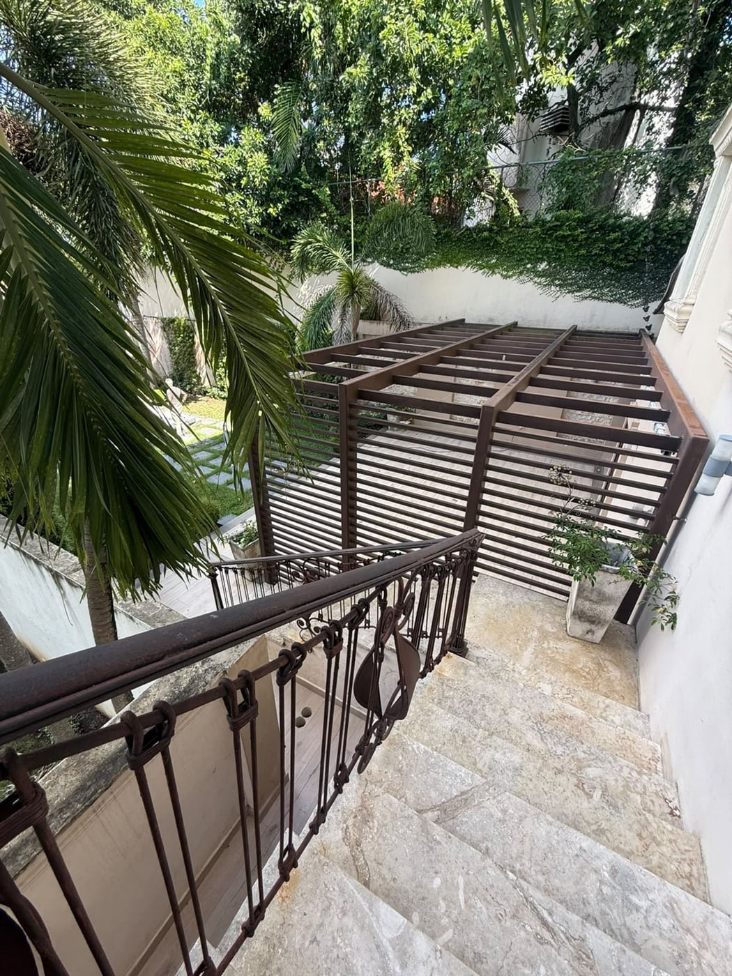 Casa en los rios de 3 niveles – foto 3
