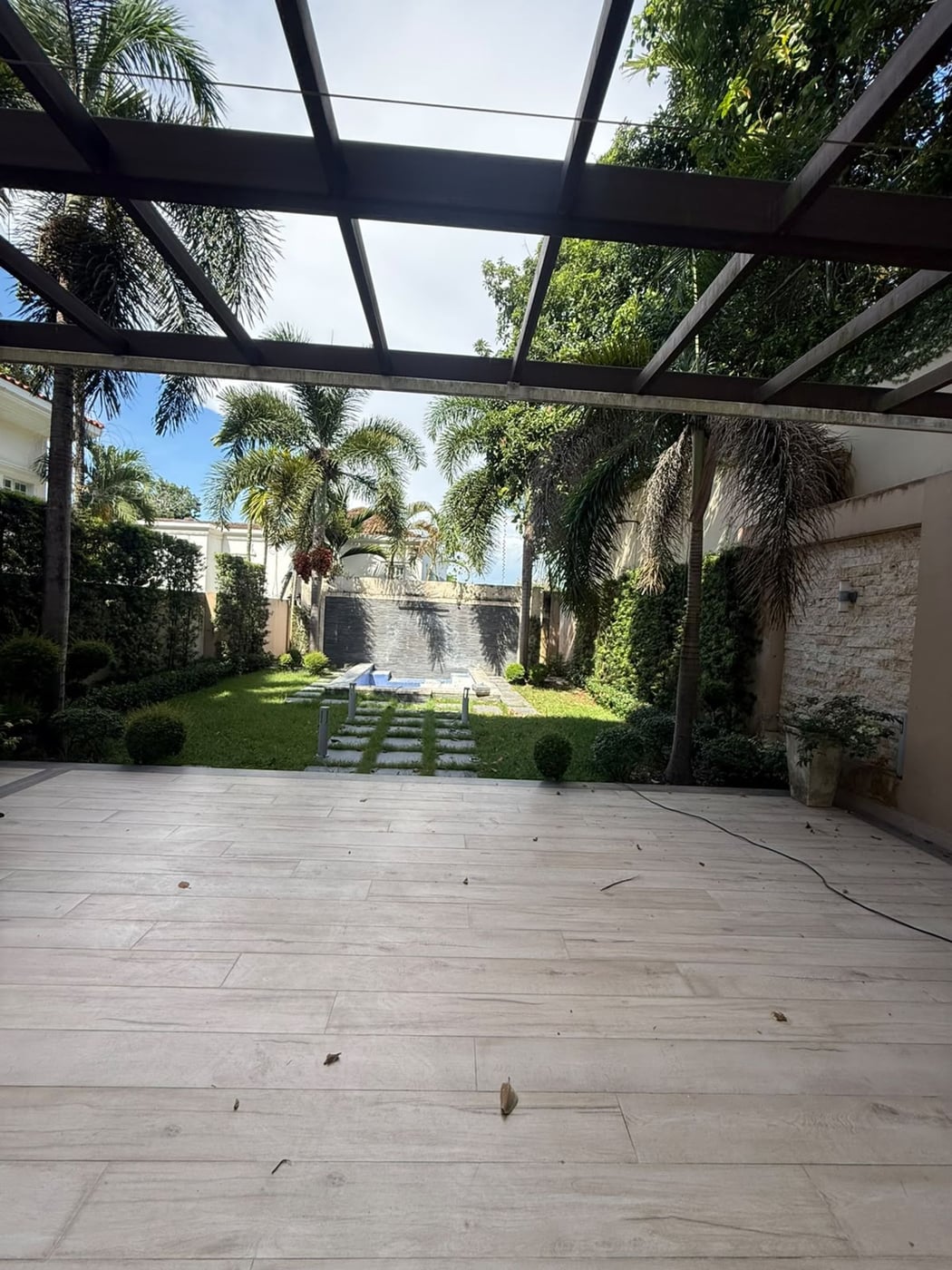 Casa en los rios de 3 niveles – foto 2