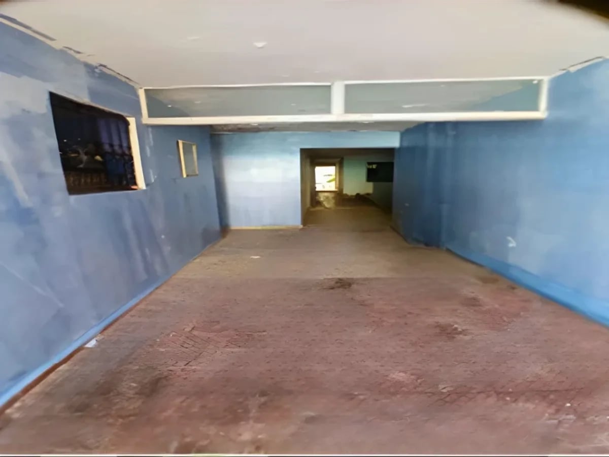 Casa de Uso Comercial en Venta – foto 3