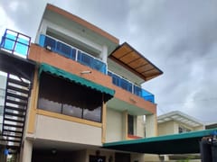 Edificio en venta en Urbanización Fernandez – foto 1