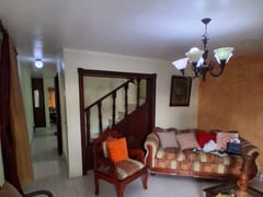 Edificio en venta en Urbanización Fernandez – foto 2