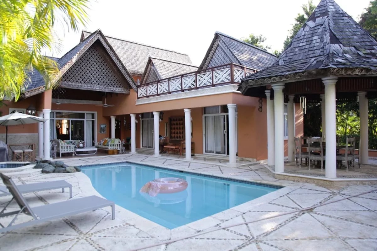 Villa amueblada en venta en Juan Dolio – foto 1