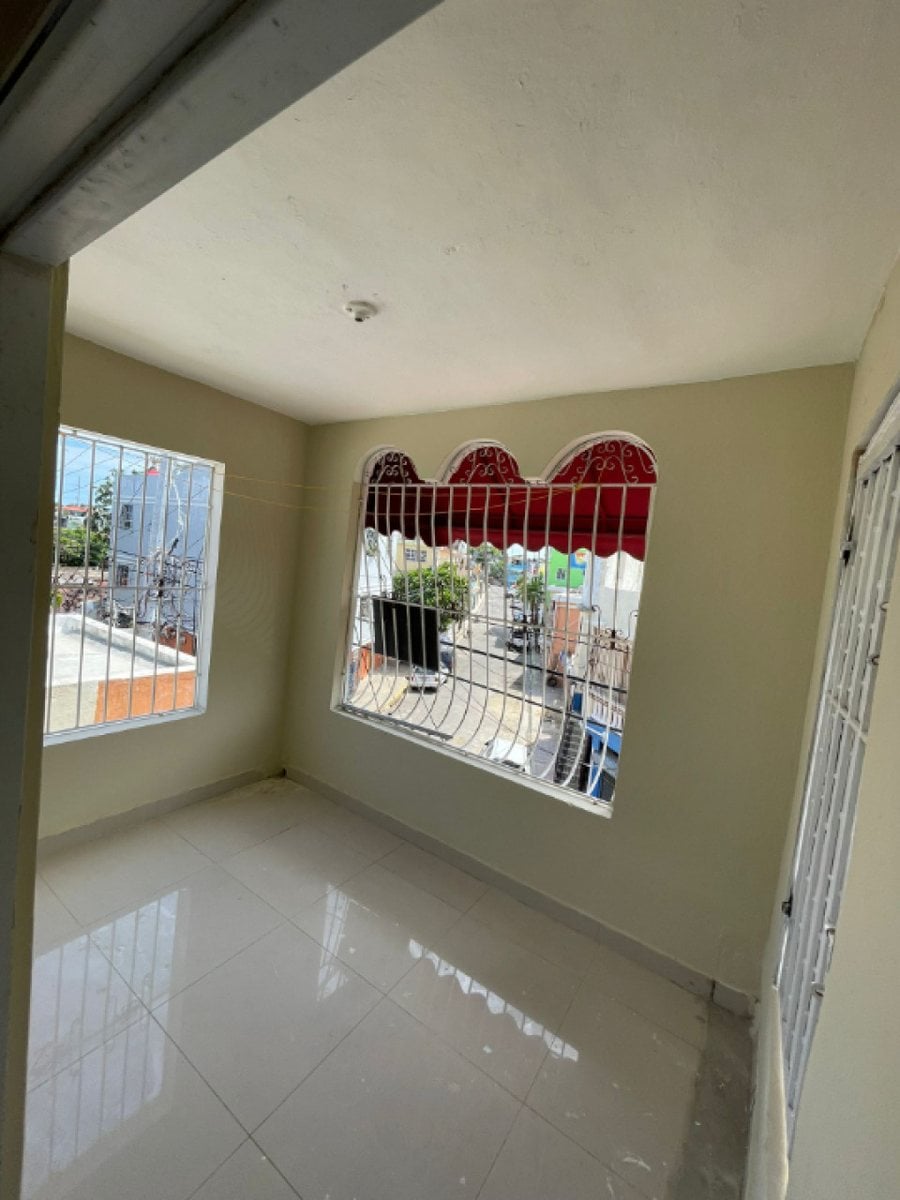 Edificio en Los Mina Viejo, Santo Domingo Este – foto 2