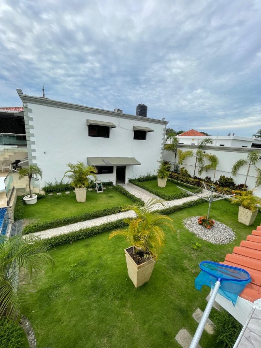 Casa de Lujo en Cuesta Hermosa III, Santo Domingo – foto 12