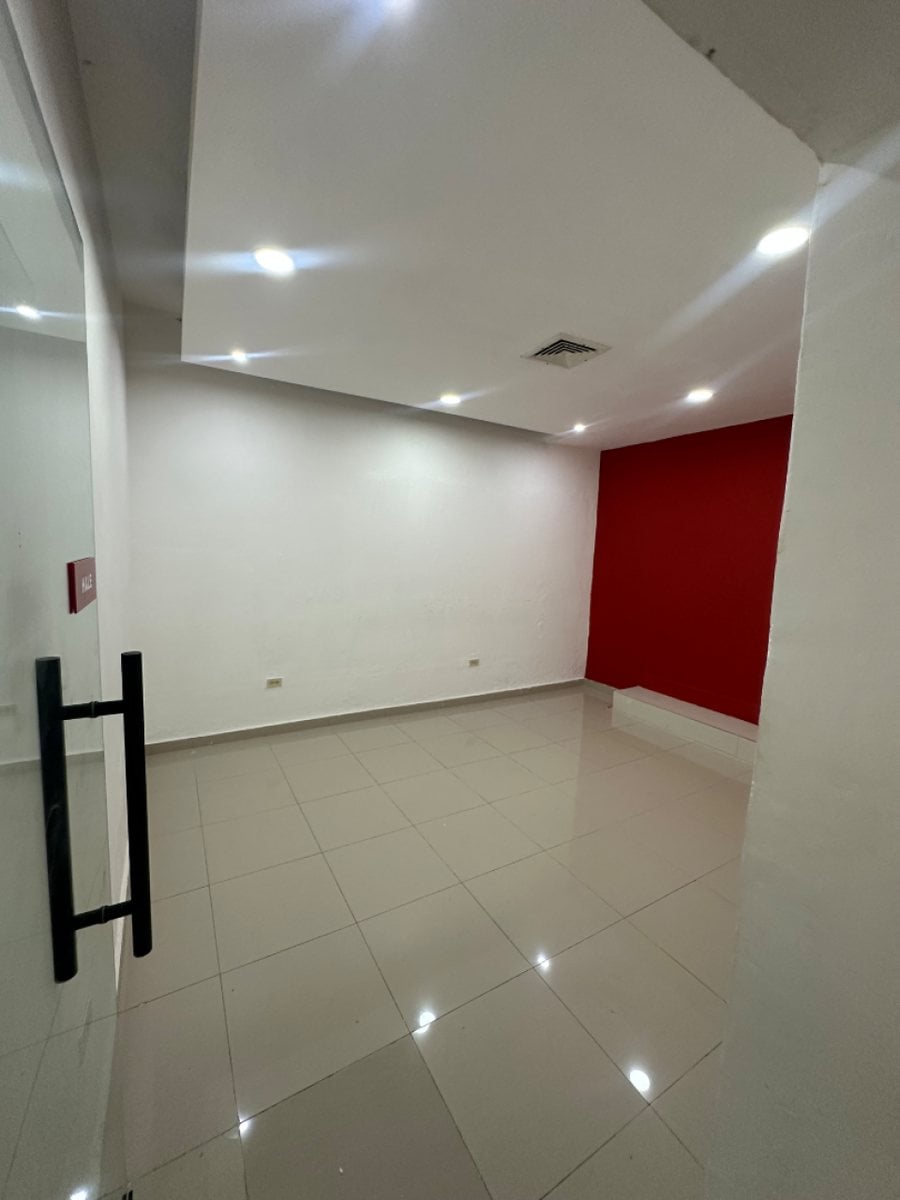 Local comercial en alquiler en la Abraham Lincoln – foto 9