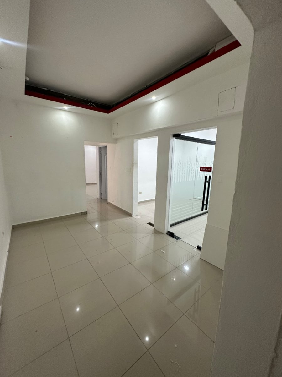 Local comercial en alquiler en la Abraham Lincoln – foto 6
