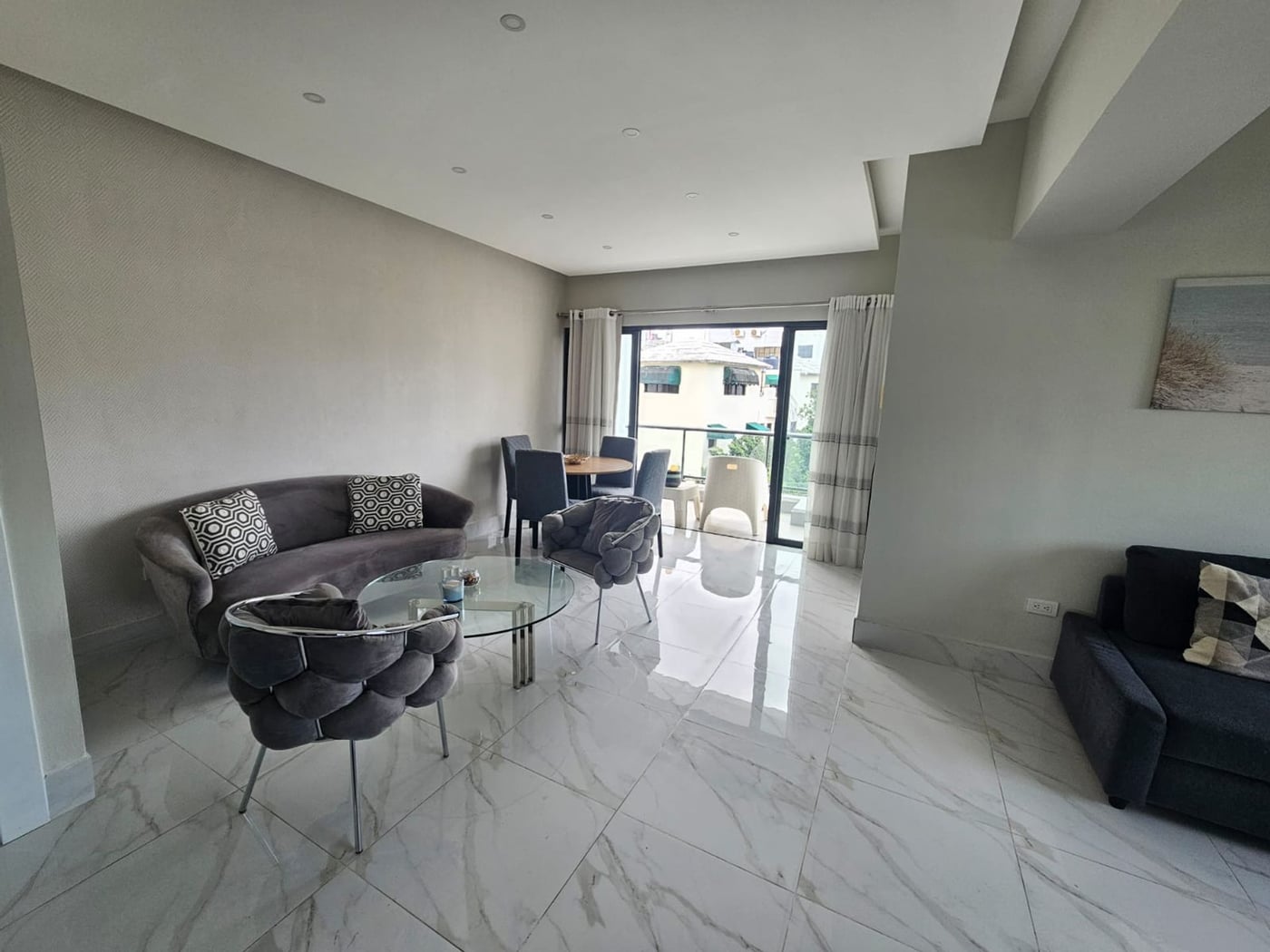 VENTA DE APARTAMENTO 4TO PISO EN ENSANCHE PIANTINI – foto 3