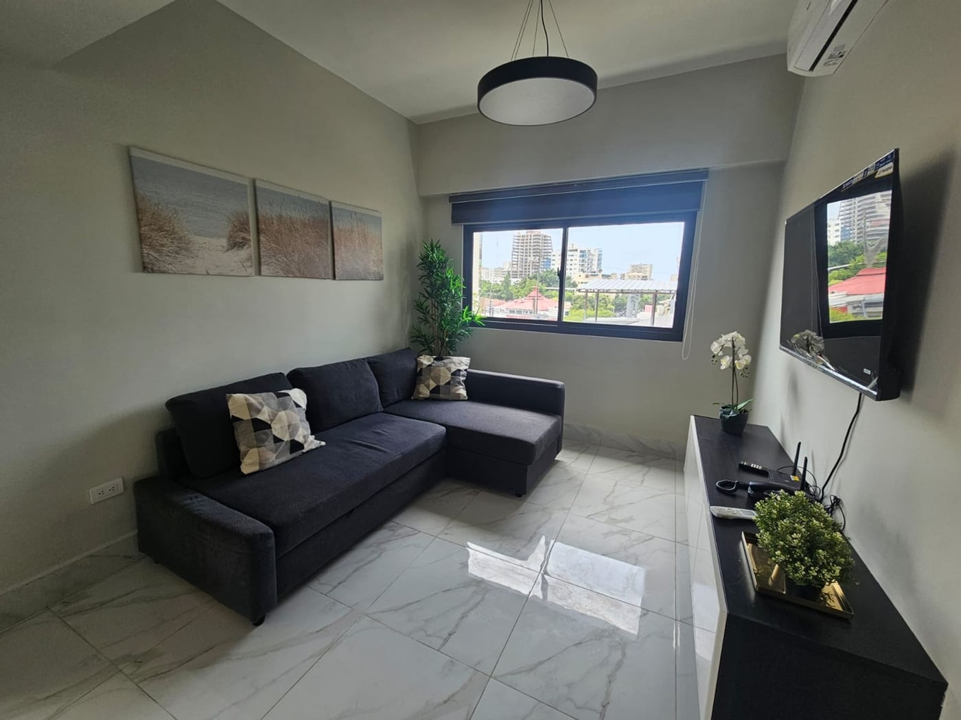 VENTA DE APARTAMENTO 4TO PISO EN ENSANCHE PIANTINI – foto 2
