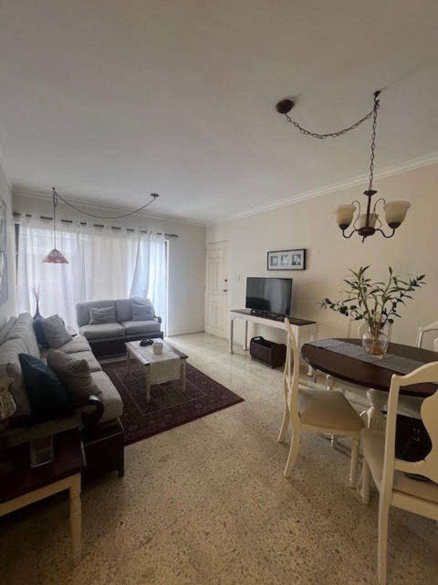 Apartamento amueblado en alquiler en Piantini – foto 1