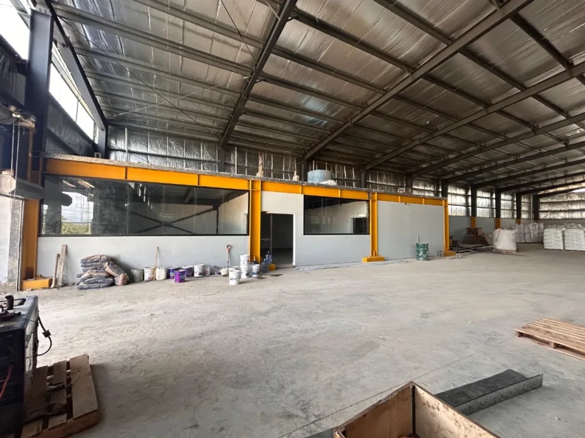 Nave Industrial en Venta Av. circunvalación. – foto 3