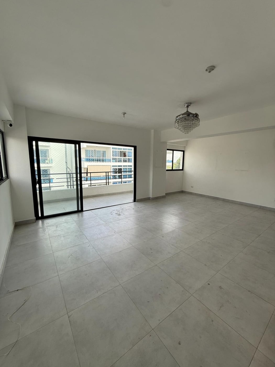 APARTAMENTO EN ALQUILER 3 DORMITORIOS EL CONDADO S – foto 5