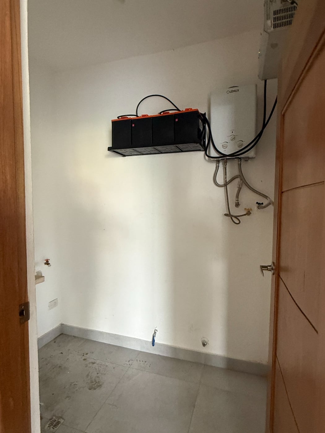 APARTAMENTO EN ALQUILER 3 DORMITORIOS EL CONDADO S – foto 4