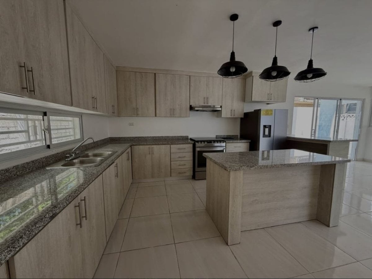 Casa en venta en La Romana, Caleta – foto 6
