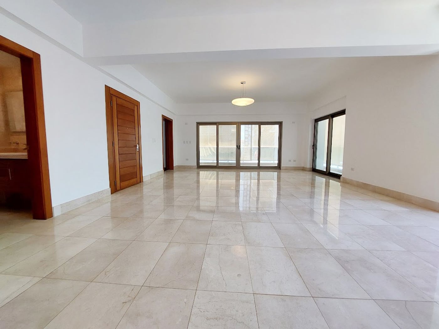 Apartamento en Piantini de 3hab con línea blanca – foto 2