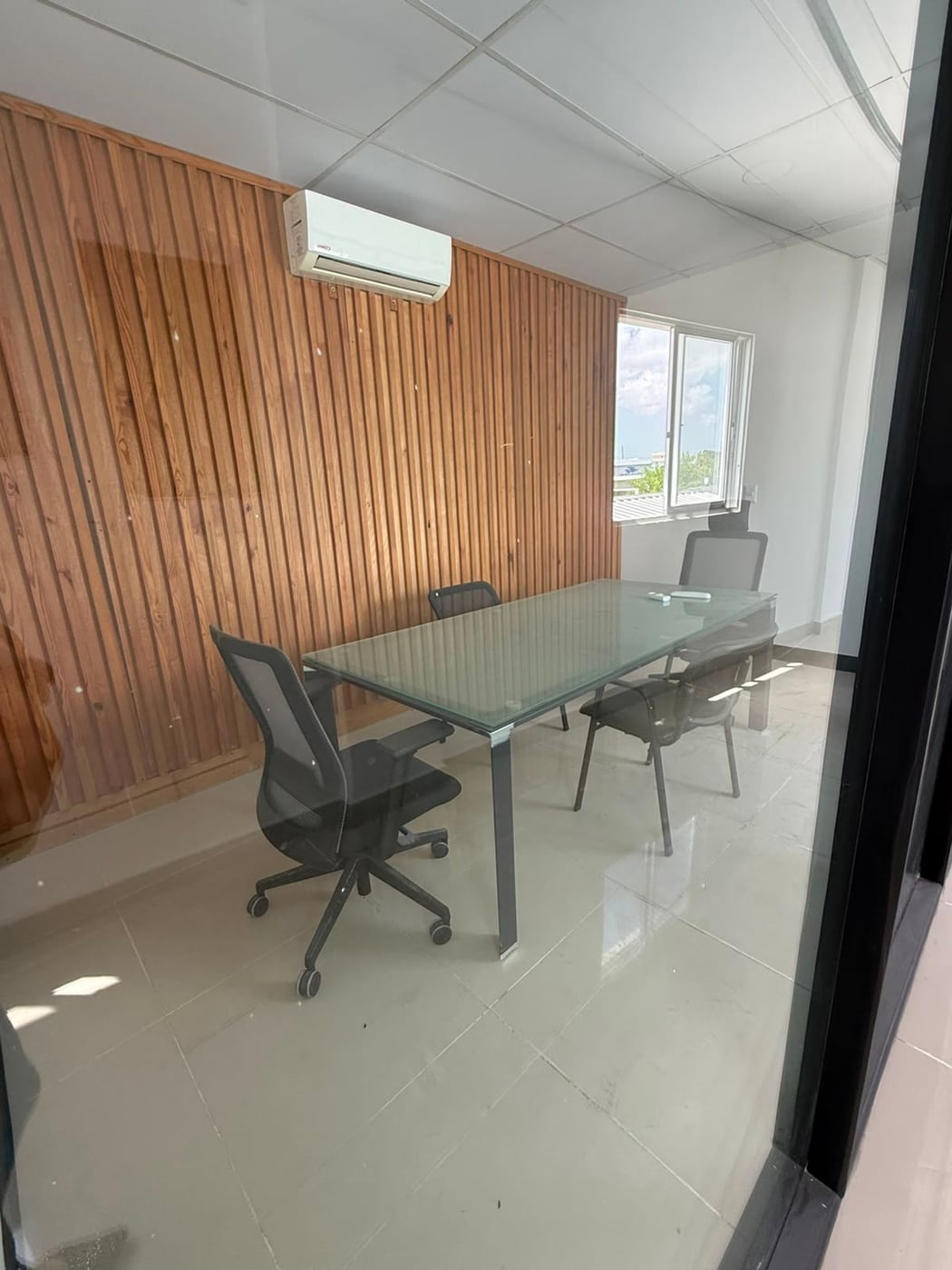 Se renta Local Comercial en la zona de COCOTAL – foto 1