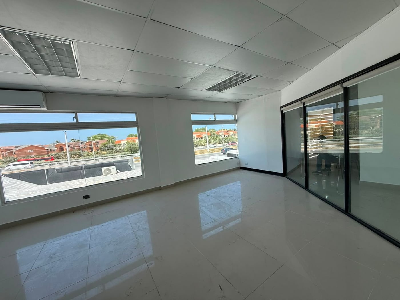Se renta Local Comercial en la zona de COCOTAL – foto 8
