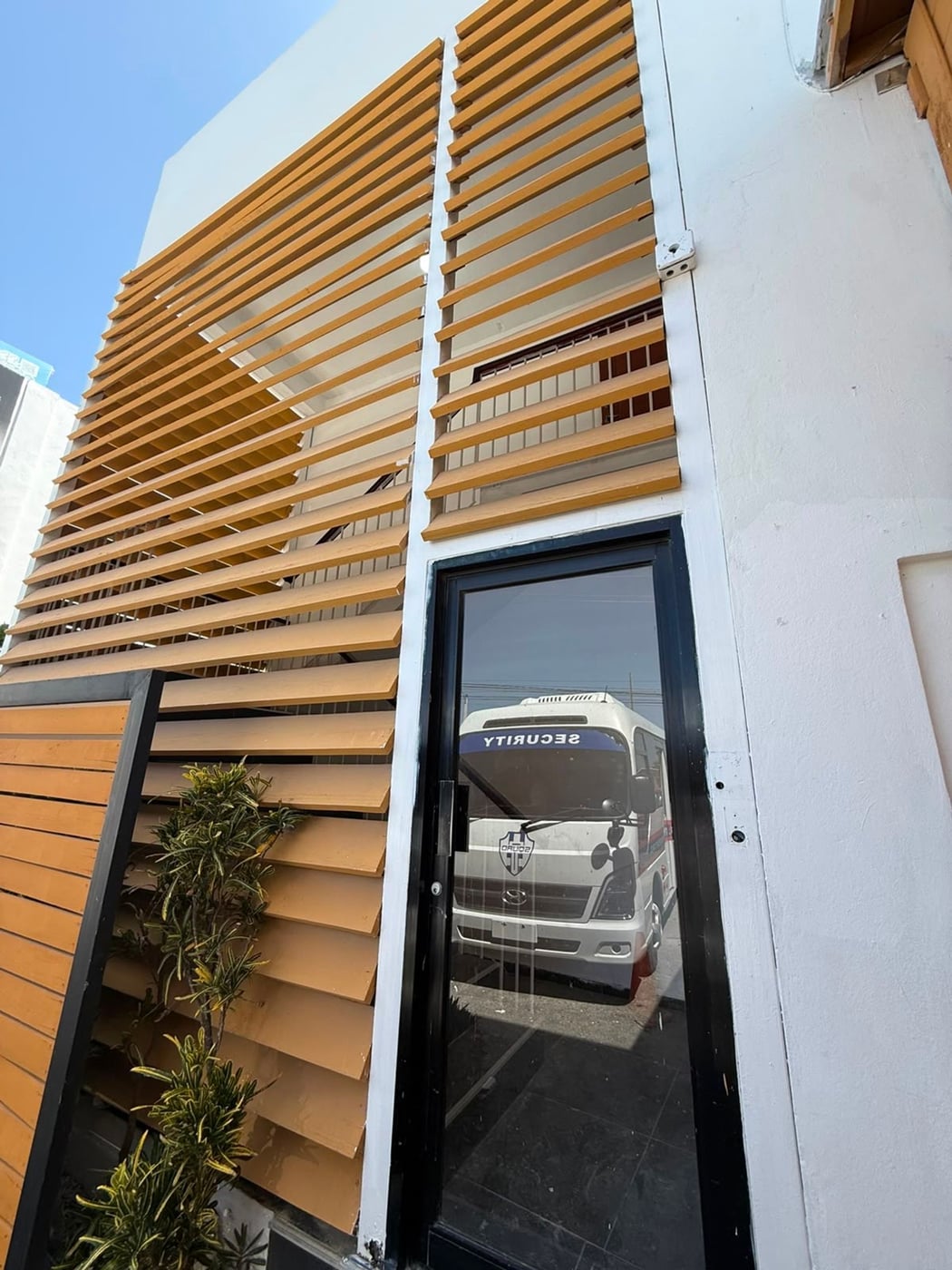 Se renta Local Comercial en la zona de COCOTAL – foto 4