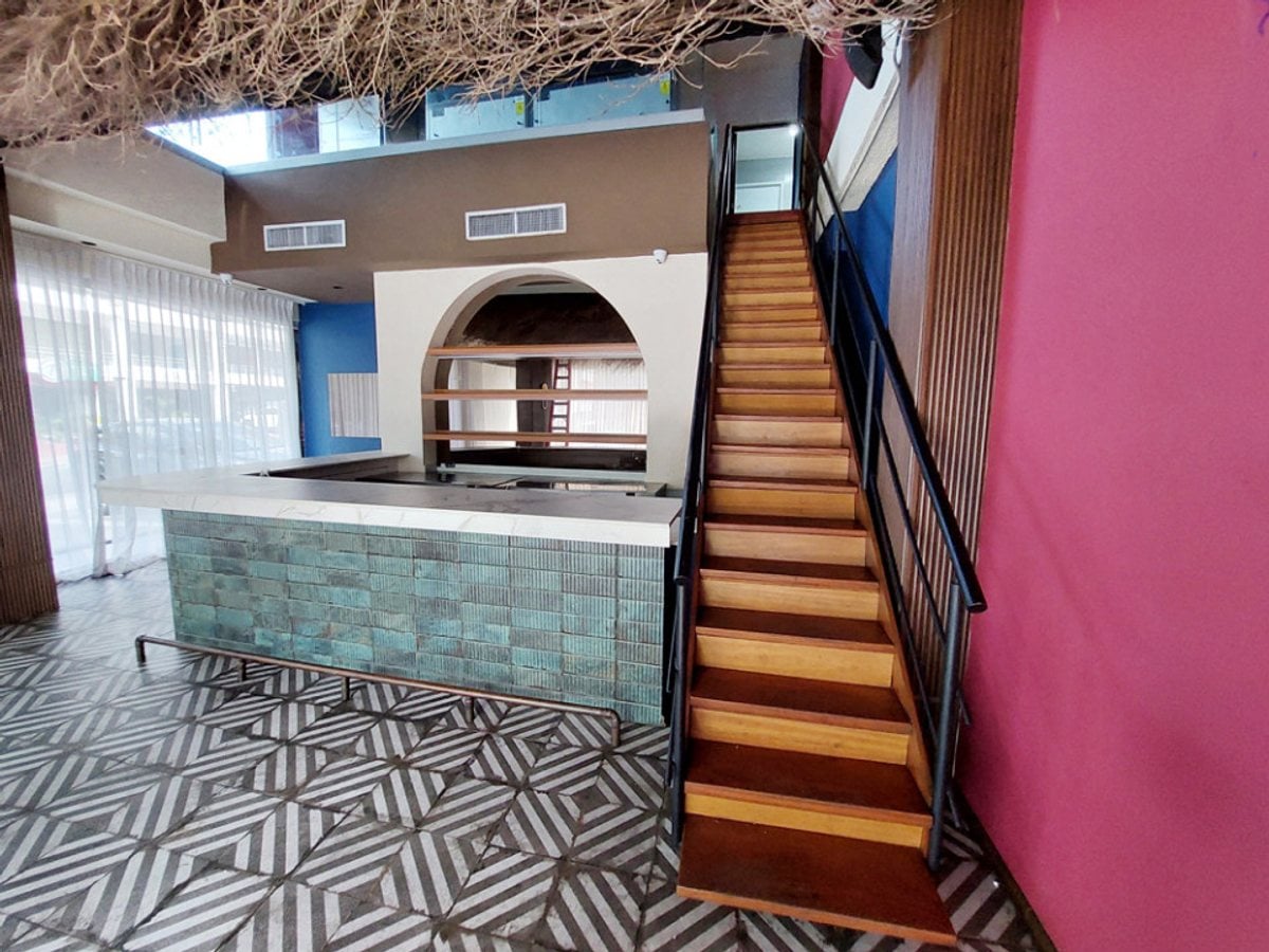 Local Comercial 1er. Piso en Bella Vista – foto 3