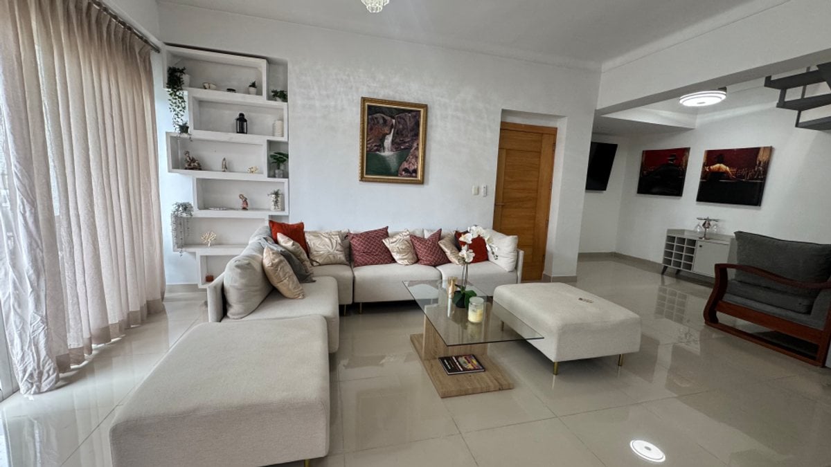 APARTAMENTO AMUEBLADO EN EVARISTO MORALES – foto 2