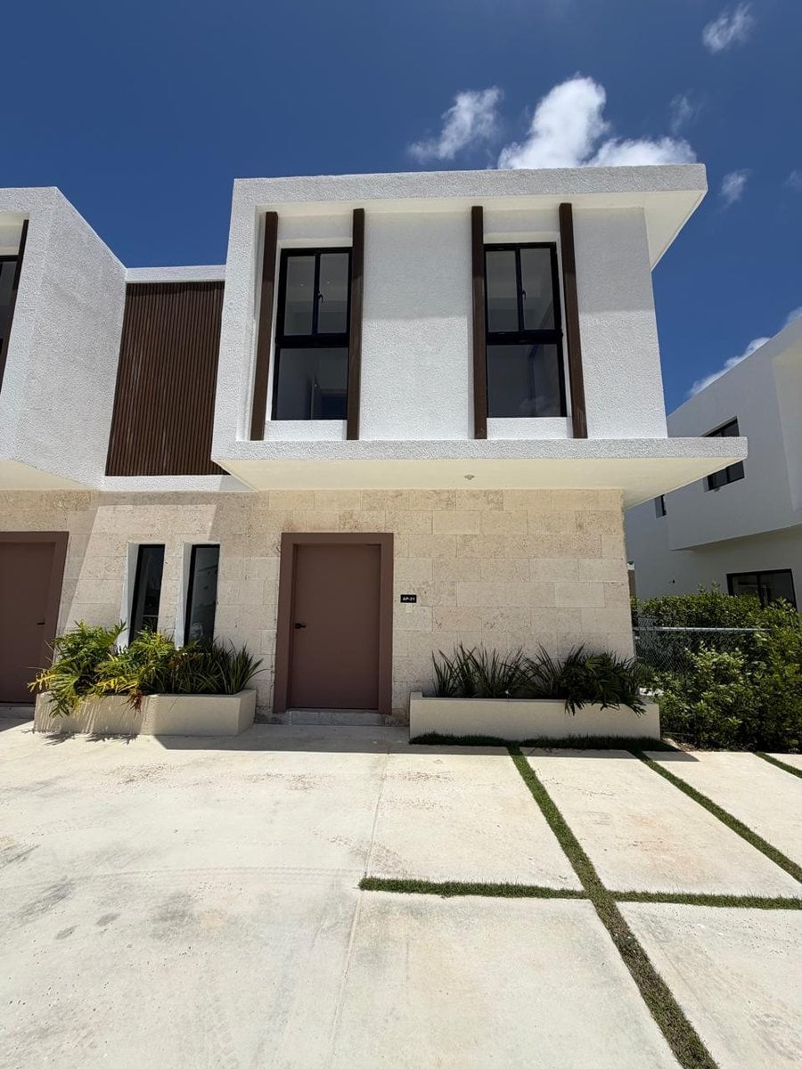 Villa Tipo TH en Alquiler, Res. Bávaro-Punta Cana – foto 1