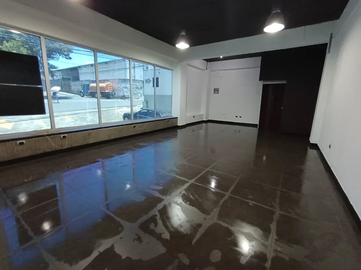 Local comercial en Gala, Santo Domingo – foto 1