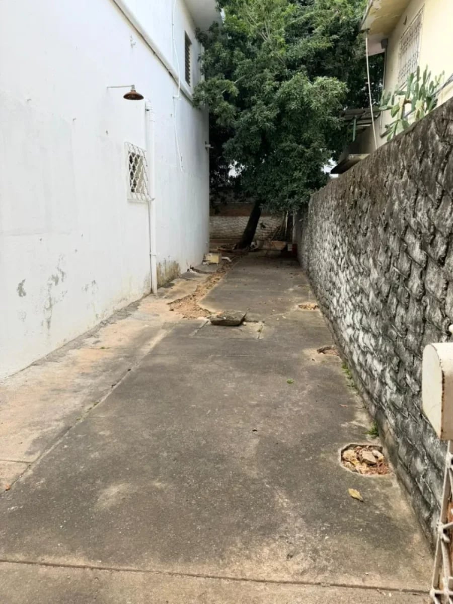 Local Comercial en La Julia 400m² con 10 Parqueos – foto 12