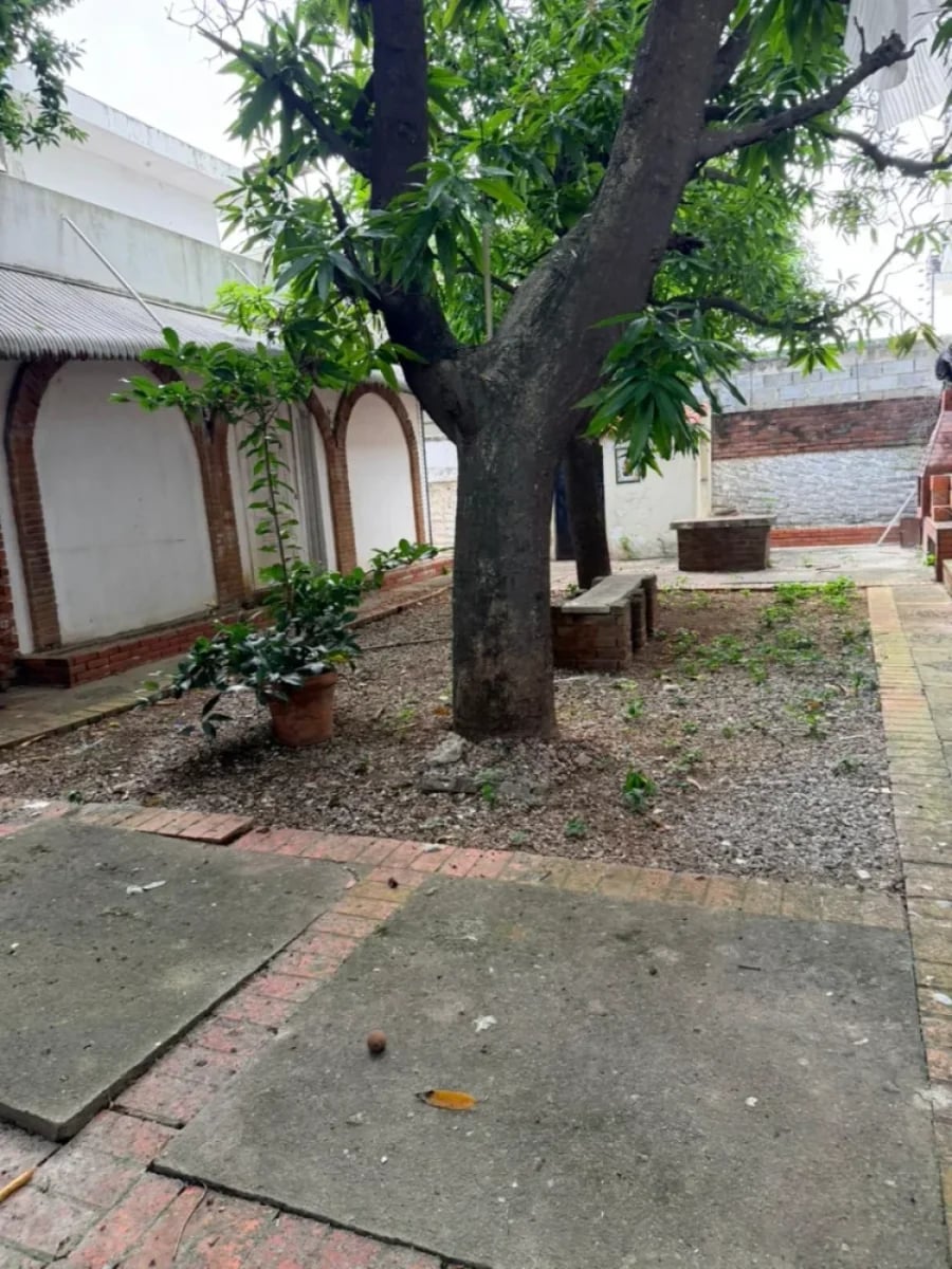 Local Comercial en La Julia 400m² con 10 Parqueos – foto 5