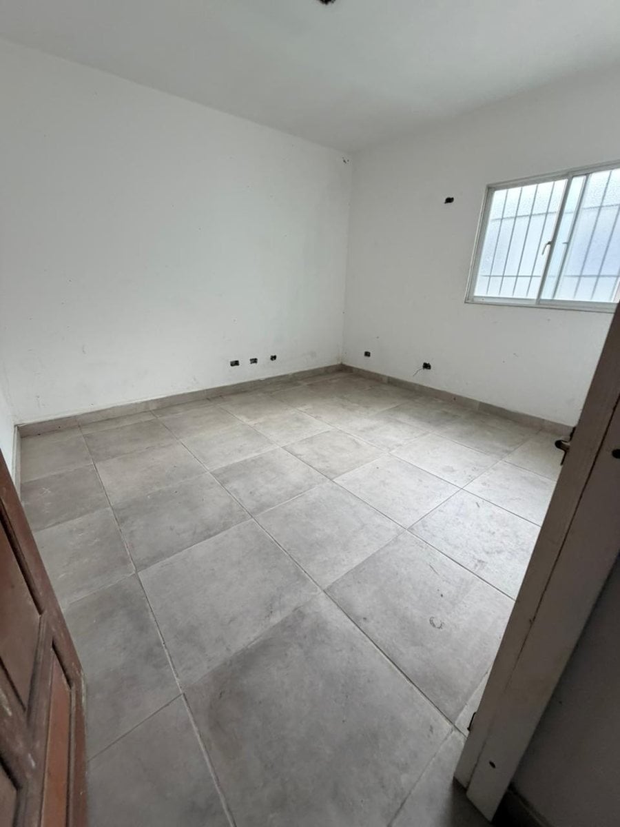 Local Comercial en La Julia 400m² con 10 Parqueos – foto 4