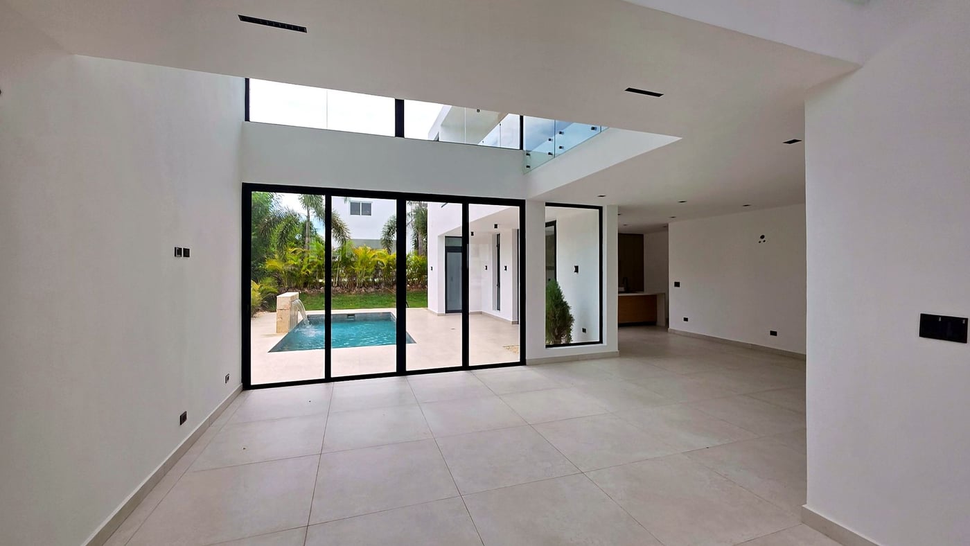 VILLA EN VENTA DE 4 HABITACIONES – foto 5