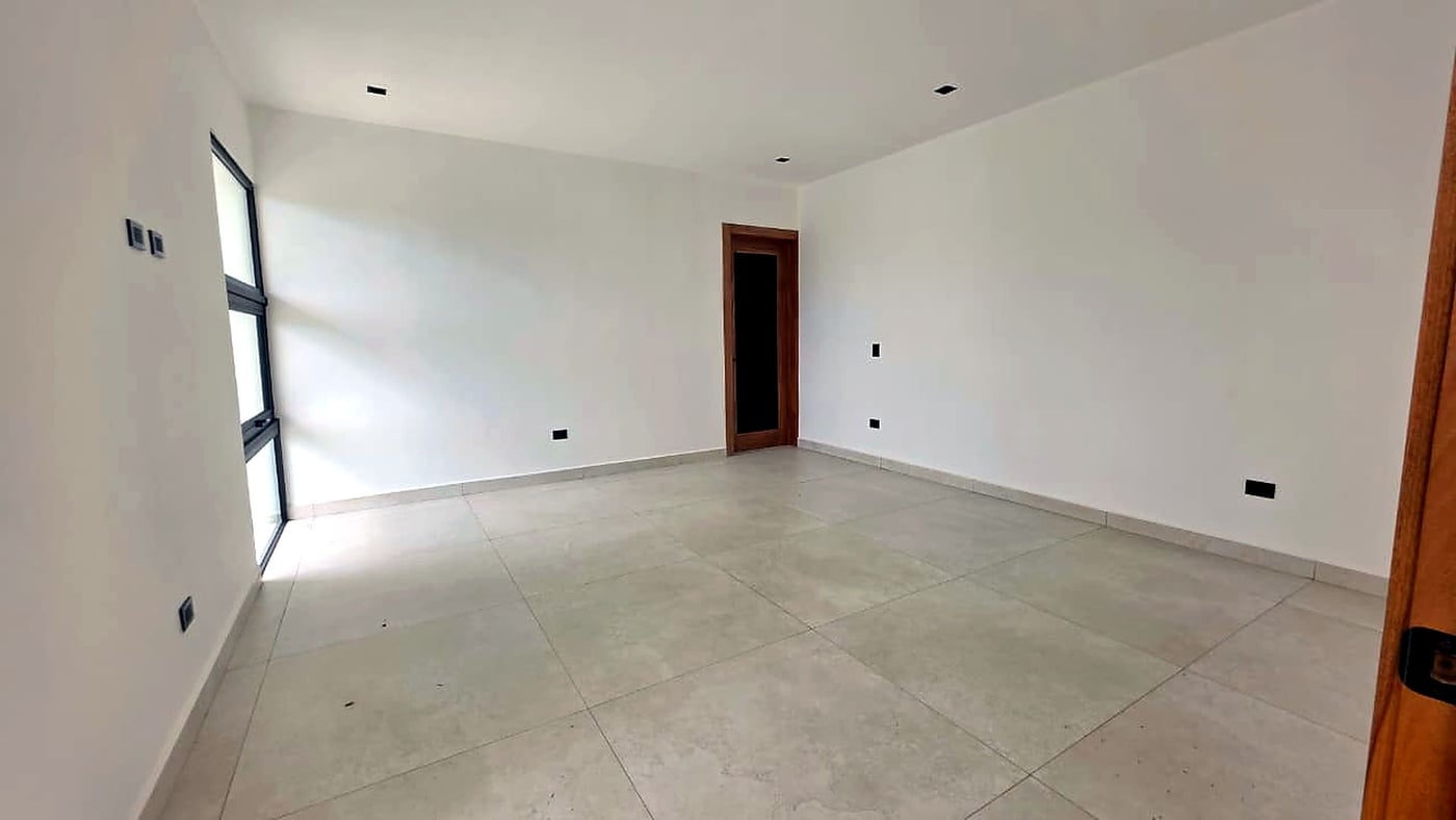VILLA EN VENTA DE 4 HABITACIONES – foto 9