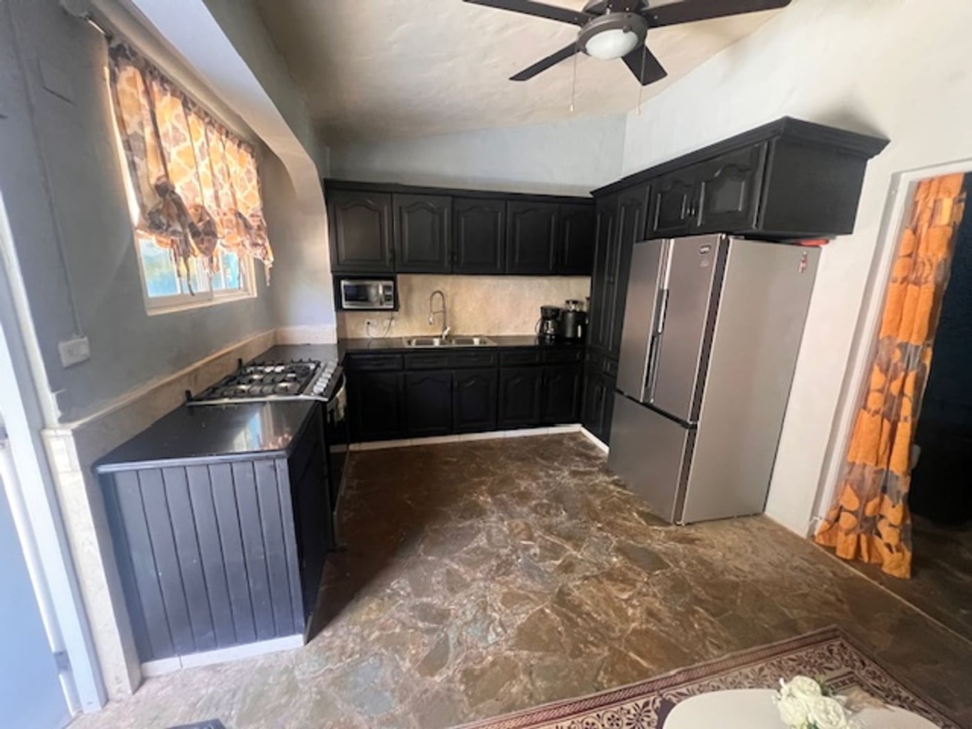 Exclusiva Villa en Venta – Espacio y Comodidad – foto 3