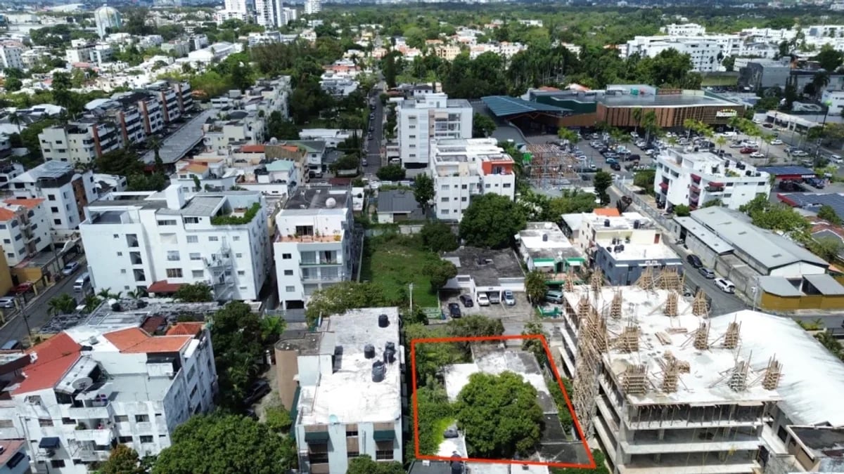 Solar en Viejo Arroyo Hondo de 633 metros – foto 3