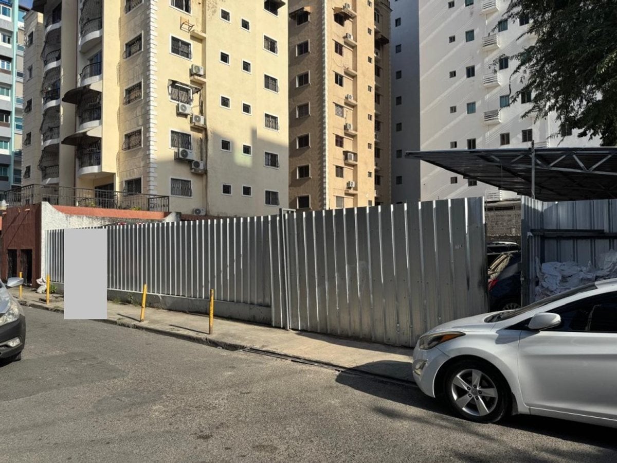 Solar en Venta en Evaristo Morales – foto 3