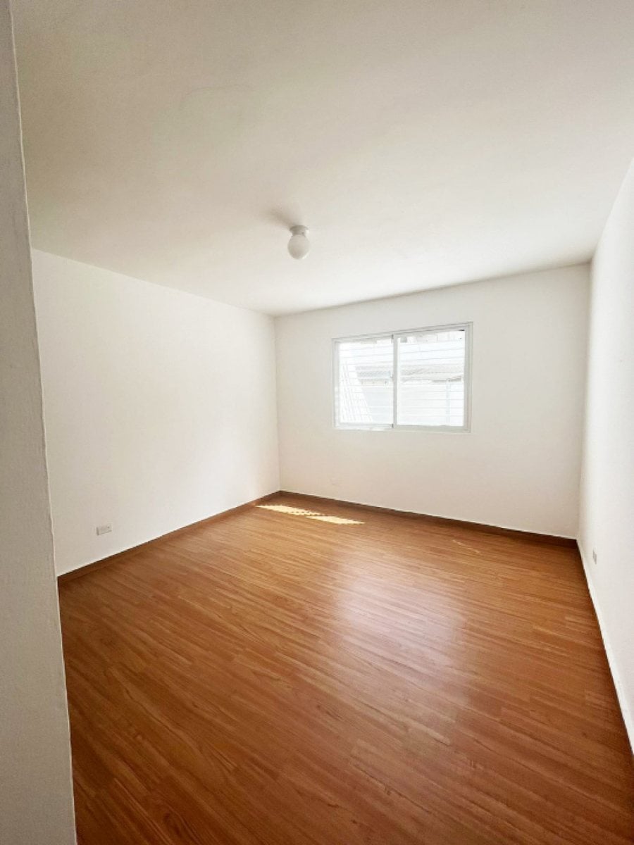 Apartamento de 2 Habitaciones en Venta Excelente Ubicación – foto 3