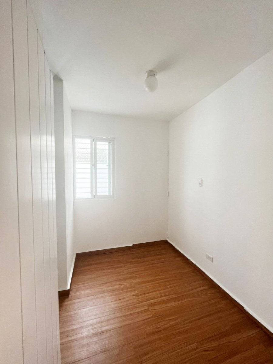 Apartamento de 2 Habitaciones en Venta Excelente Ubicación – foto 2