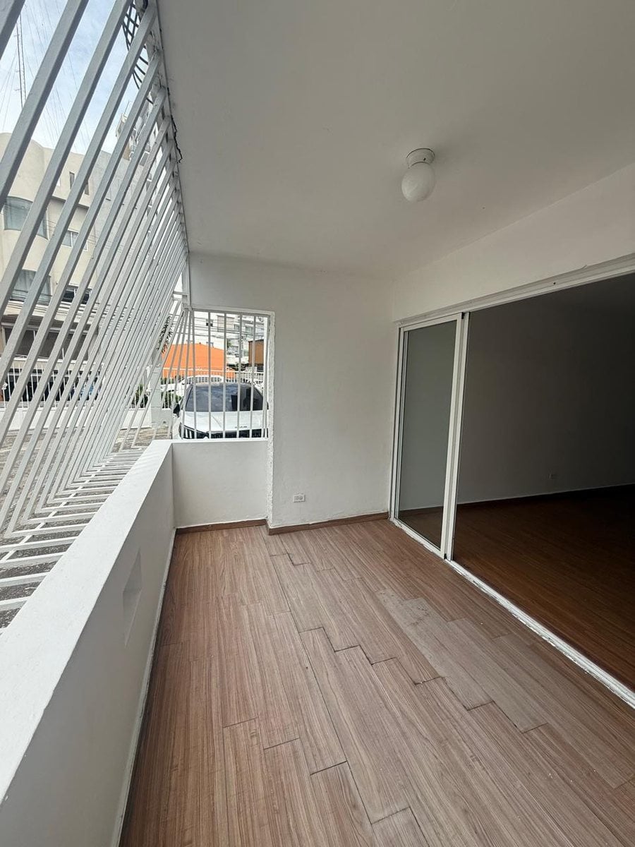 Apartamento de 2 Habitaciones en Venta Excelente Ubicación – foto 6