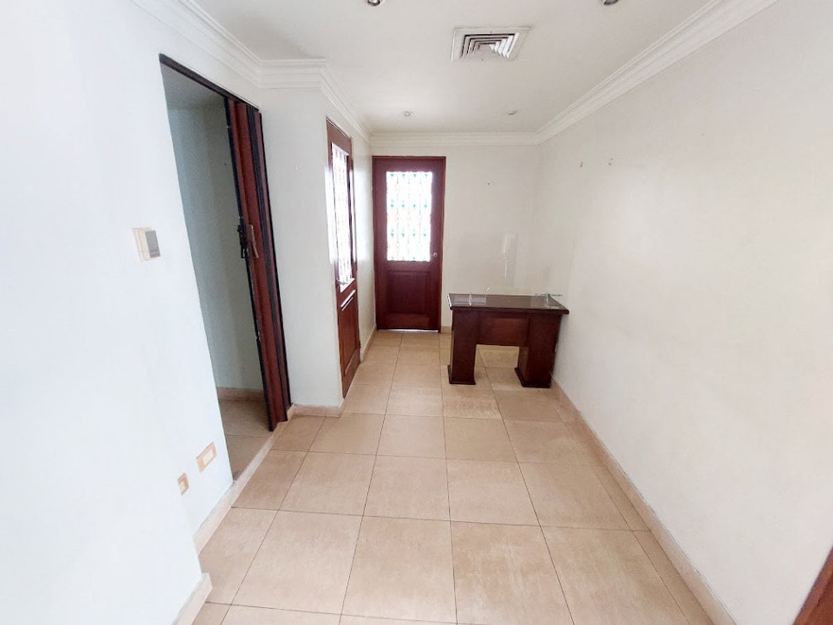 Local de oficina en alquiler en Santo Domingo – foto 1