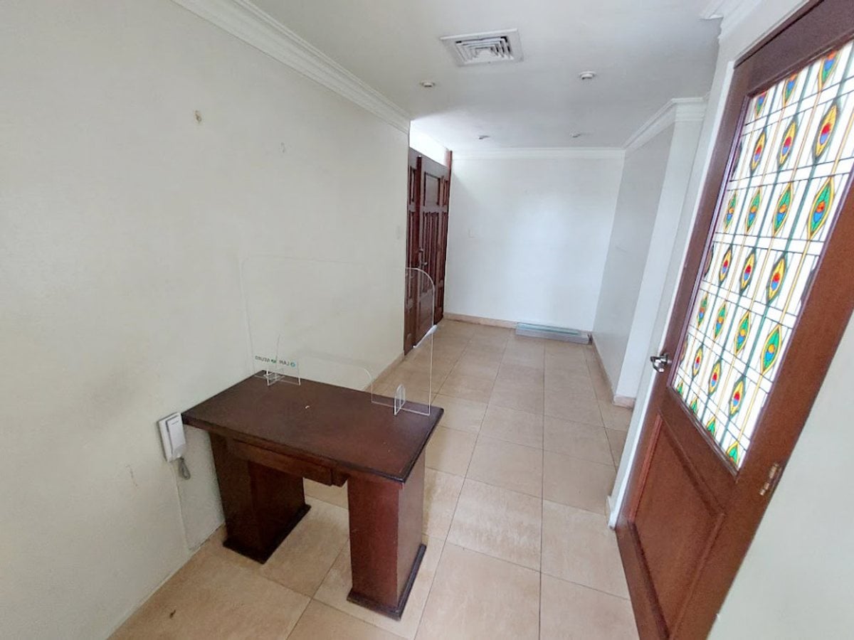 Local de oficina en alquiler en Santo Domingo – foto 3