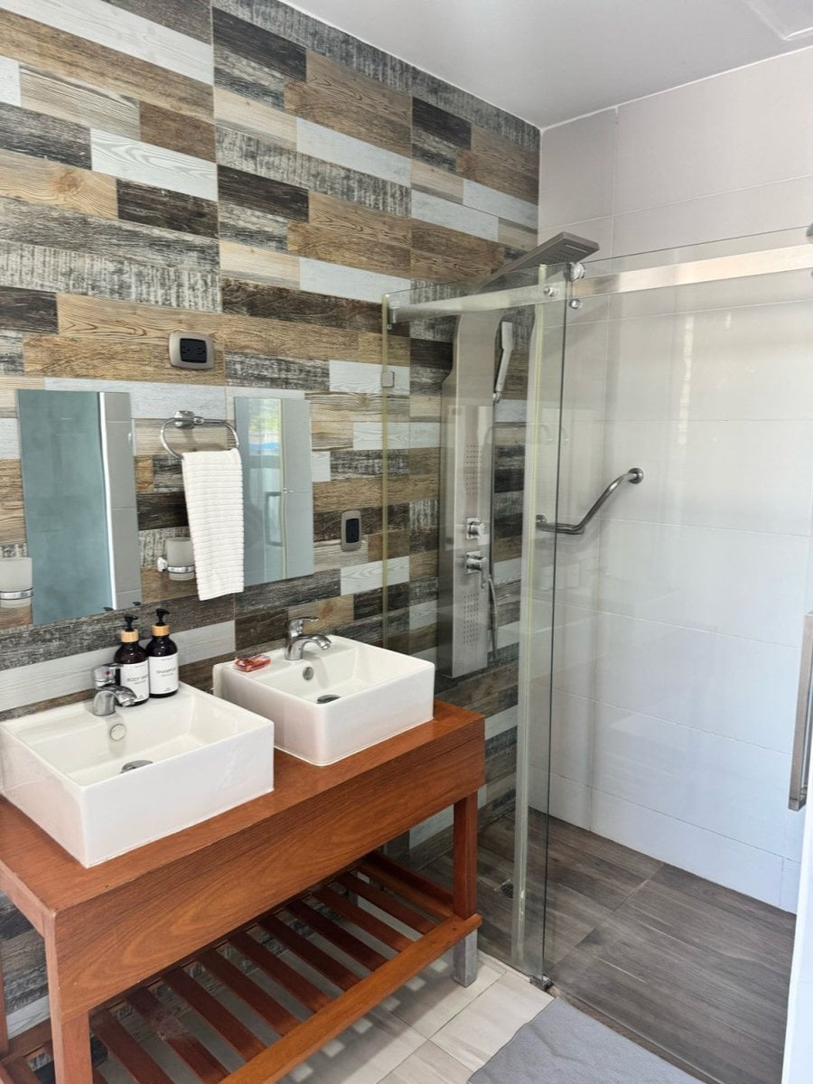 Moderno y elegante apartamento en el NACO – foto 6