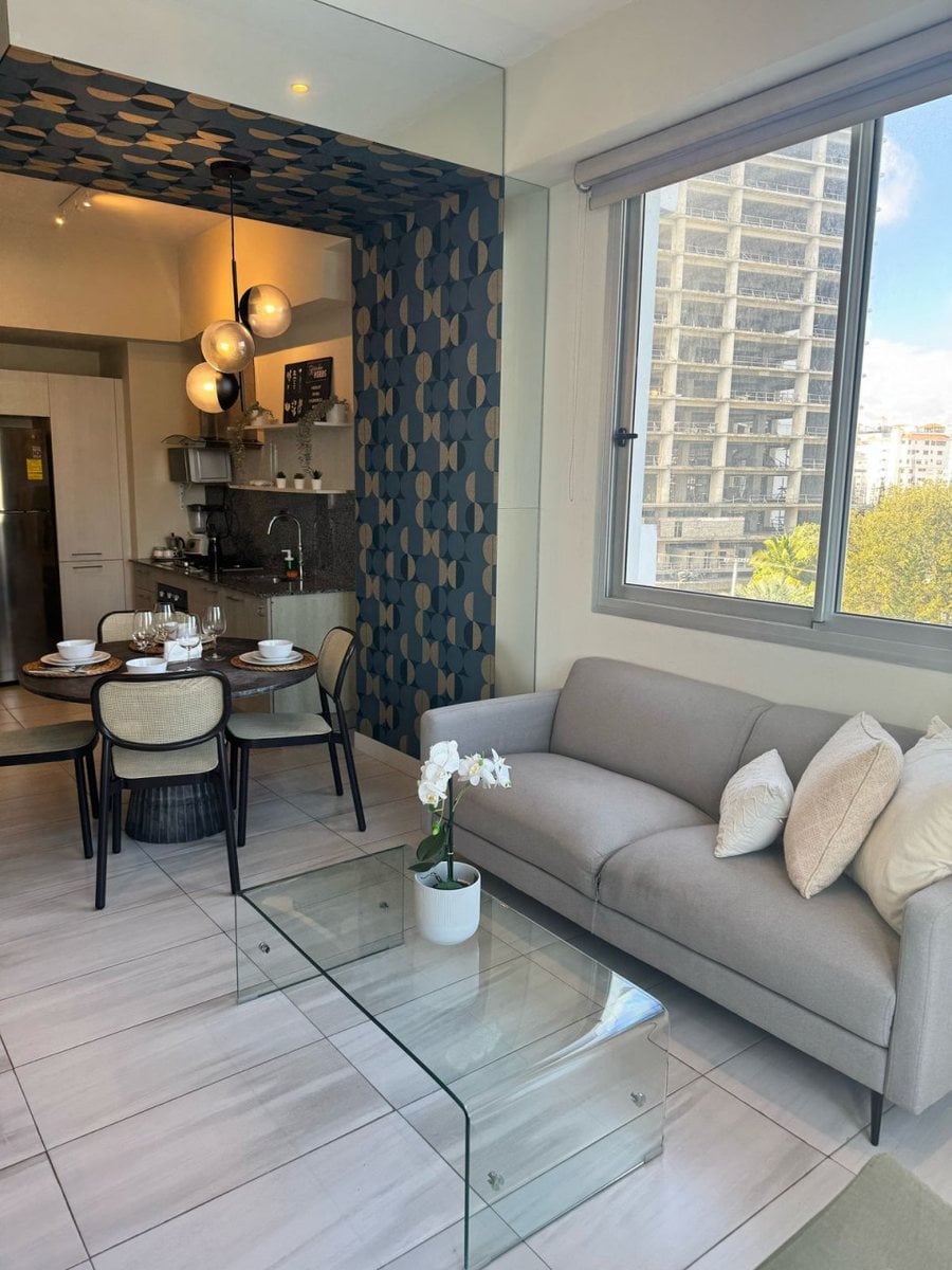 Moderno y elegante apartamento en el NACO – foto 1