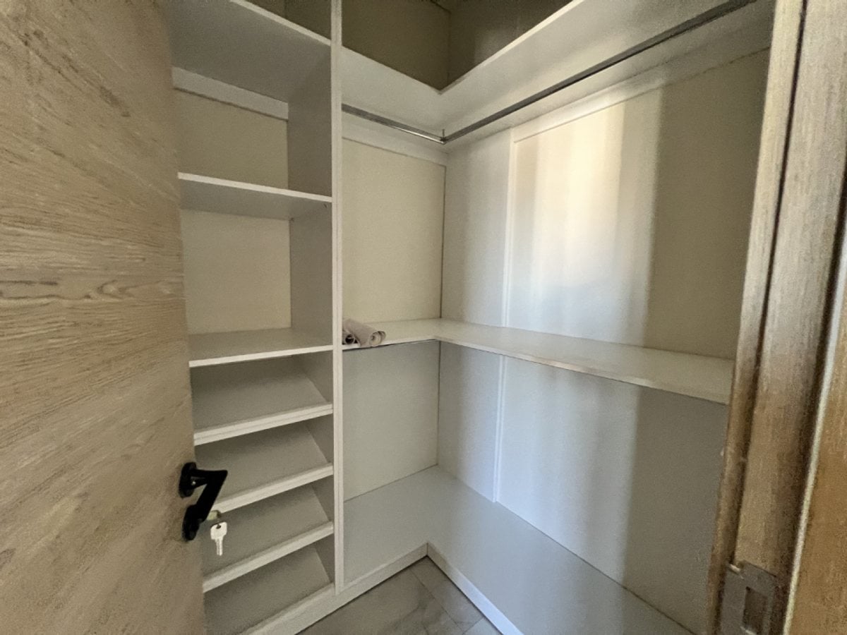 Apartamento en Alquiler con Vista Despejada – foto 4