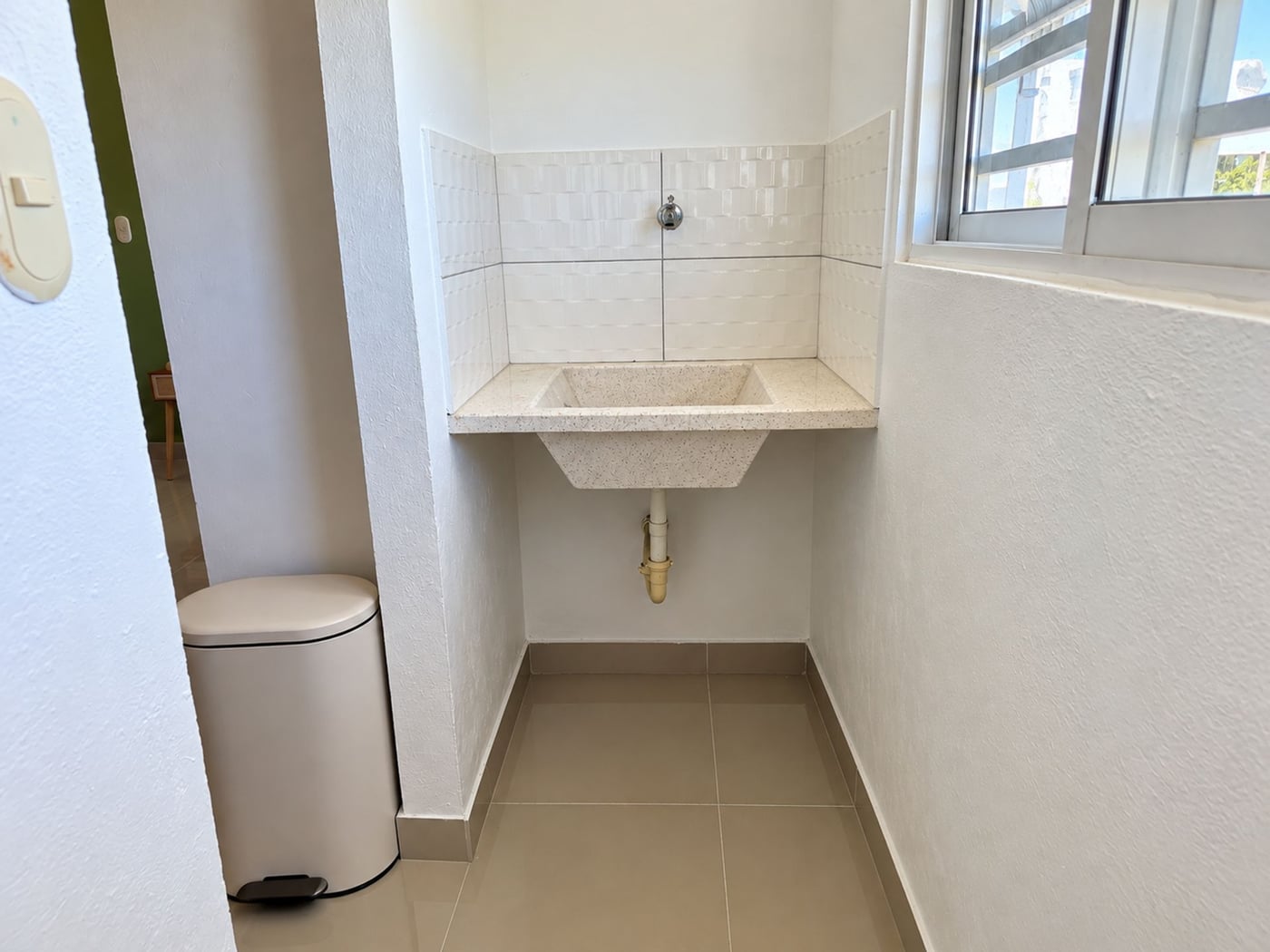 APTO. EN VENTA AMUEBLADO EN LOS CORALES DEL SUR – foto 8